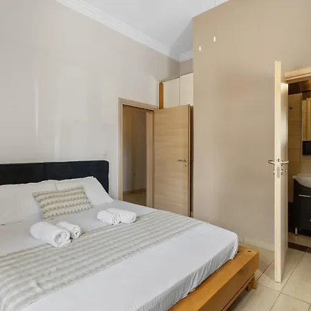 Casa Veranda - 3 Bedroom House With Bbq & Backyard Holiday home