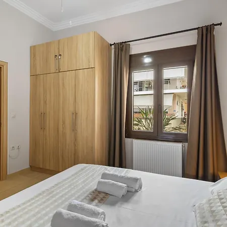 Сasa de vacaciones Casa Veranda - 3 Bedroom House With Bbq & Backyard La Canea