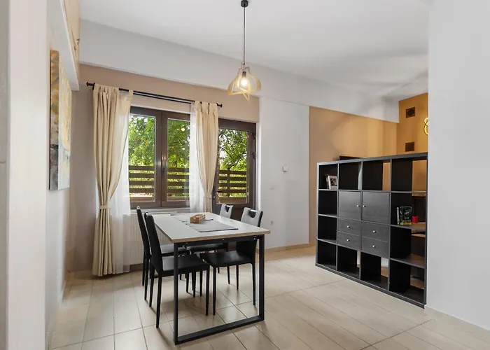 Casa Veranda - 3 Bedroom House With Bbq & Backyard